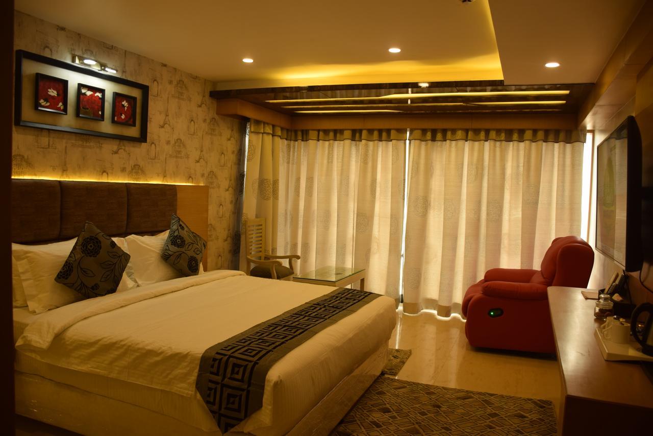 Golden Tree Hotell Puri Eksteriør bilde