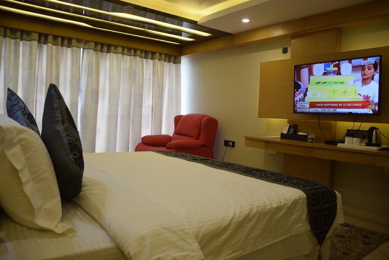Golden Tree Hotell Puri Eksteriør bilde