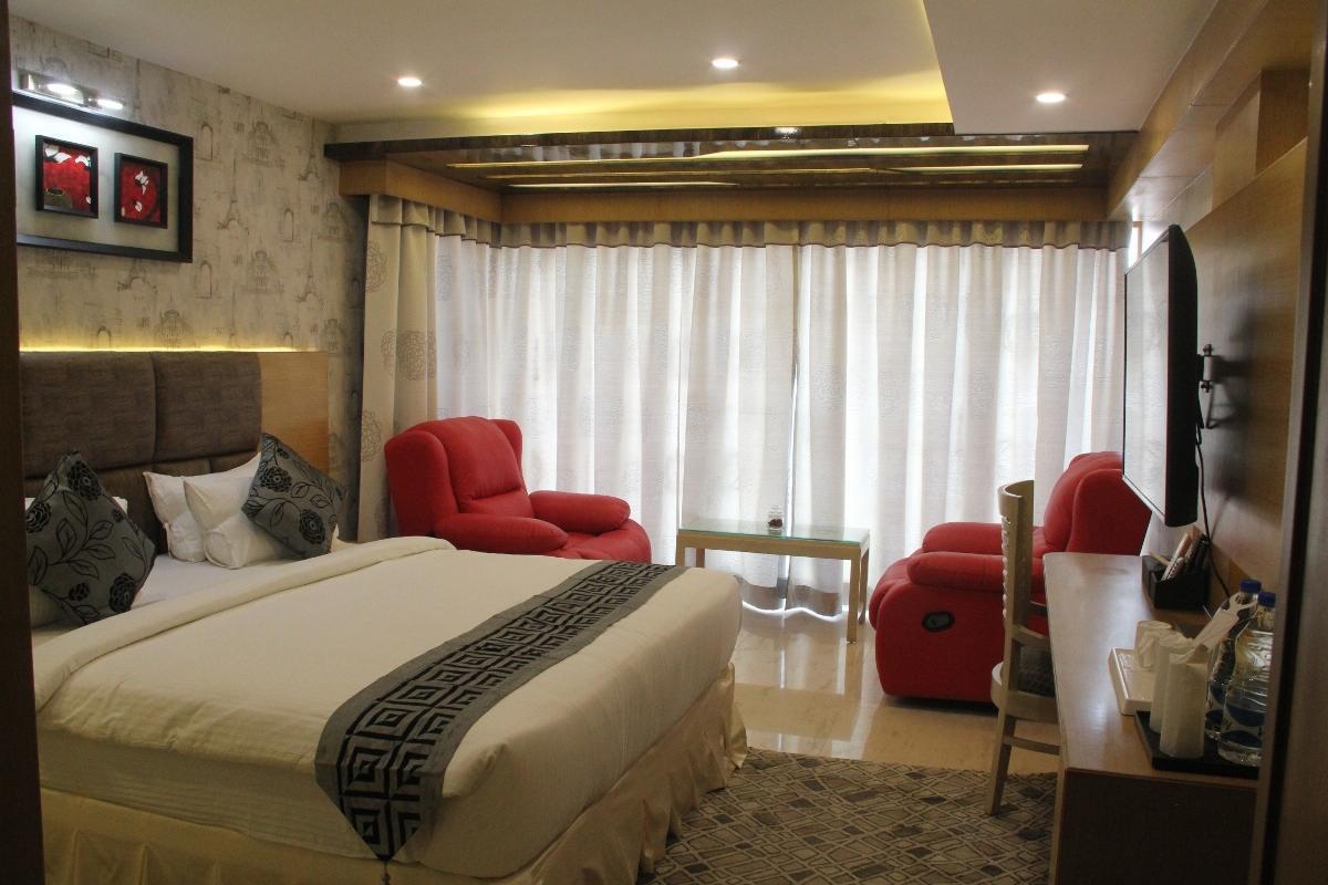 Golden Tree Hotell Puri Eksteriør bilde